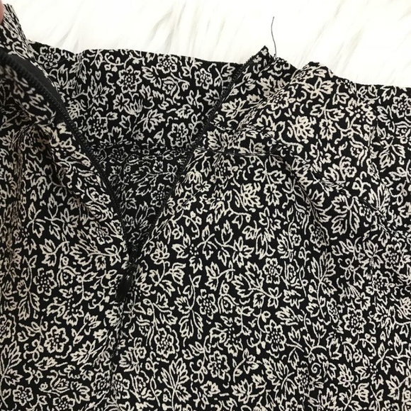 LISAKAI Sz M L Skirt Floral Black White 100% Rayon - Picture 3 of 5